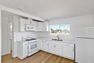 , 406 Cleveland st, Oceanside, CA 92054 - 4