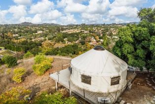 Single Family Residence, 2687 Via Del Robles, Fallbrook, CA 92028 - 27