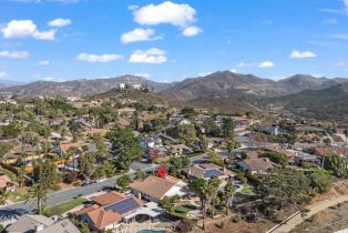 Single Family Residence, 17204 Tam O Shanter dr, Poway, CA 92064 - 5