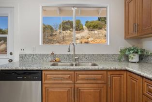 Single Family Residence, 14336 High Valley rd, Poway, CA 92064 - 13