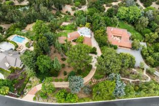 Single Family Residence, 16722 Via Lago Azul, Rancho Santa Fe, CA 92067 - 56