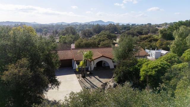Single Family Residence, 19336 Paradise Mountain rd, Valley Center, CA 92082 - 1
