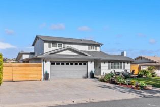 Single Family Residence, 3740 Longview dr, Carlsbad, CA 92010 - 3