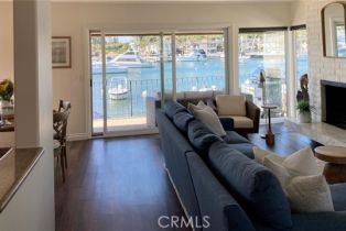 , 711 North Bayfront, Newport Beach, CA 92662 - 2