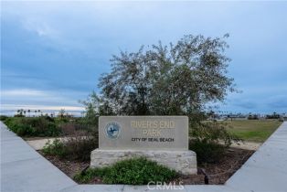 Single Family Residence, 215 1st st, Seal Beach, CA 90740 - 10