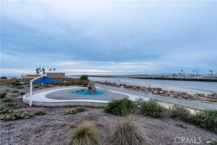 Single Family Residence, 215 1st st, Seal Beach, CA 90740 - 13