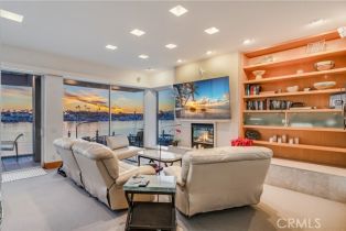 Single Family Residence, 512 Bay Front, Newport Beach, CA 92662 - 12