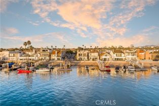 Single Family Residence, 512 Bay Front, Newport Beach, CA 92662 - 2