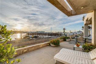 Single Family Residence, 512 Bay Front, Newport Beach, CA 92662 - 35