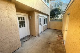 Condominium, 18606 Vallarta dr, Huntington Beach, CA 92646 - 5