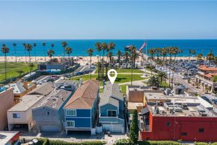 Condominium, 806 Oceanfront, Newport Beach, CA 92661 - 16