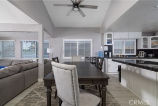 Condominium, 806 Oceanfront, Newport Beach, CA 92661 - 3