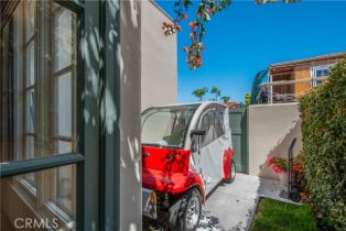 Single Family Residence, 126 Via Koron, Newport Beach, CA 92663 - 14