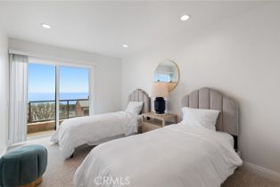 Single Family Residence, 11 Vista De Catalina, Laguna Beach, CA 92651 - 28