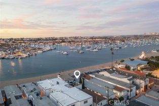 Residential Income, 1811 Bay ave, Newport Beach, CA 92663 - 5