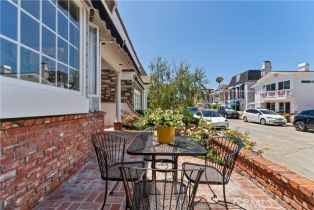 Single Family Residence, 214 Sapphire ave, Newport Beach, CA 92662 - 2