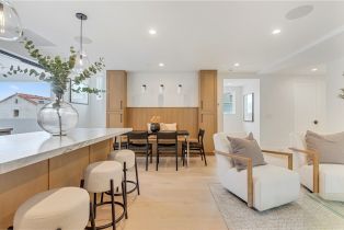 Condominium, 513 Acacia, Corona Del Mar, CA 92625 - 4