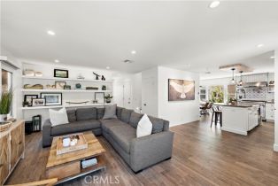 Single Family Residence, 124 Bay ave, Newport Beach, CA 92661 - 5