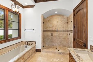 Single Family Residence, 18441 Calle Tramonto, Rancho Santa Fe, CA 92091 - 38