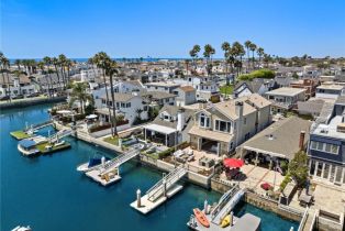 Single Family Residence, 402 38th ST, Newport Beach, CA  Newport Beach, CA 92663