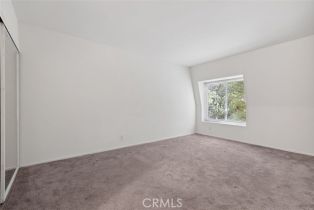 Condominium, 14315 Riverside dr, Sherman Oaks, CA 91423 - 4