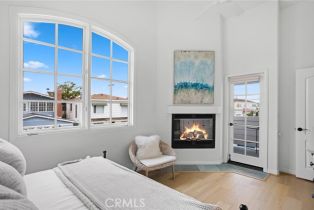 Residential Income, 117 Marine ave, Newport Beach, CA 92662 - 4