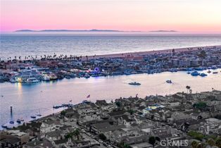 Single Family Residence, 113 Topaz ave, Newport Beach, CA 92662 - 35