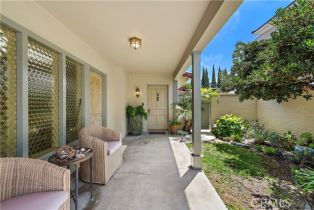 Single Family Residence, 122 Via Ithaca, Newport Beach, CA 92663 - 2