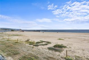 Single Family Residence, 2148 Oceanfront, Newport Beach, CA 92661 - 39