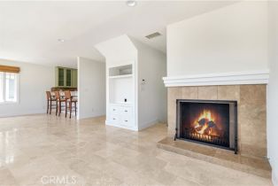 Condominium, 203 8th st, Newport Beach, CA 92661 - 4