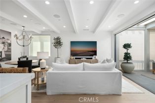 Condominium, 430 Fernleaf ave, Corona Del Mar, CA 92625 - 5