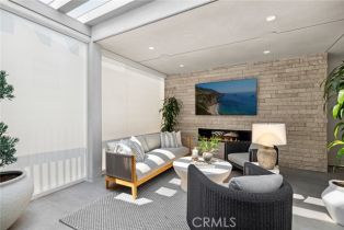 Condominium, 430 Fernleaf ave, Corona Del Mar, CA 92625 - 9