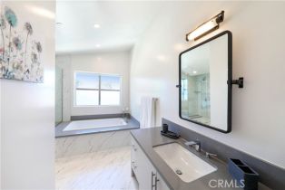 Condominium, 3920 Coast Highway, Corona Del Mar, CA 92625 - 20