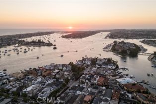 Residential Income, 911 Bay Front, Newport Beach, CA 92662 - 22