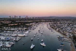 Residential Income, 911 Bay Front, Newport Beach, CA 92662 - 24