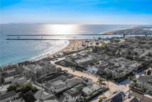 Single Family Residence, 215 Marigold ave, Corona Del Mar, CA 92625 - 2