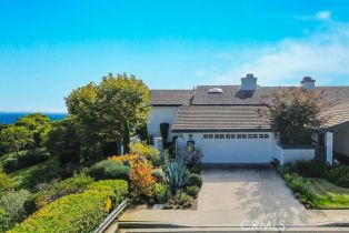 Single Family Residence, 1 Beachcomber DR, Corona Del Mar, CA  Corona Del Mar, CA 92625