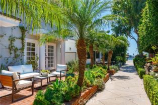 Single Family Residence, 111 Via Undine, Newport Beach, CA 92663 - 29