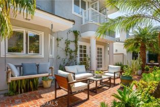 Single Family Residence, 111 Via Undine, Newport Beach, CA 92663 - 3