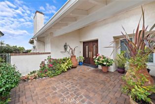 Single Family Residence, 2103 Yacht Wanderer, Newport Beach, CA 92660 - 3