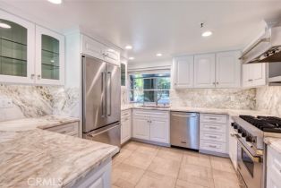 Condominium, 17 Sea Island dr, Newport Beach, CA 92660 - 9