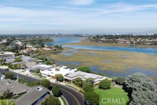 Single Family Residence, 1424 Galaxy dr, Newport Beach, CA 92660 - 54