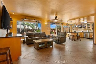 Single Family Residence, 20492 Graystone ln, Huntington Beach, CA 92646 - 15