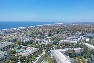 Condominium, 240 Nice LN, Newport Beach, CA  Newport Beach, CA 92663