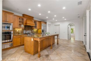 Single Family Residence, 18 Coastal Oak, Newport Coast, CA 92657 - 11