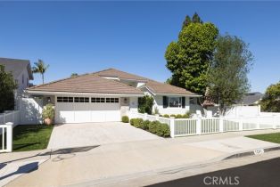 Single Family Residence, 1201 Blue Gum LN, Newport Beach, CA  Newport Beach, CA 92660