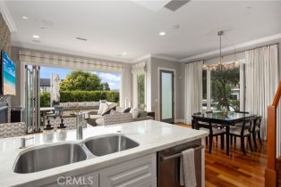 Condominium, 720 Poinsettia ave, Corona Del Mar, CA 92625 - 16