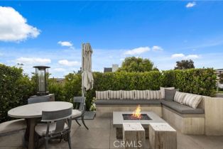 Condominium, 720 Poinsettia ave, Corona Del Mar, CA 92625 - 4