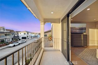 Single Family Residence, 318 Coronado st, Newport Beach, CA 92661 - 17