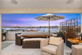 Single Family Residence, 318 Coronado st, Newport Beach, CA 92661 - 30